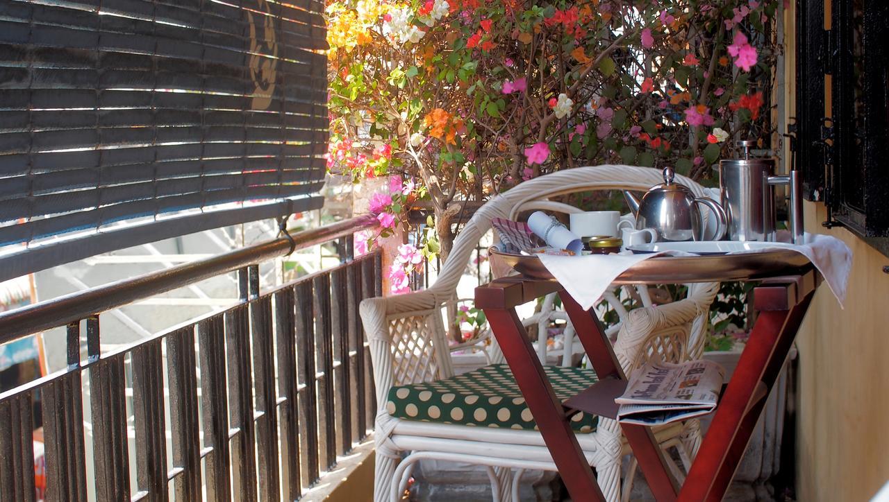 Hotel Bric-A-Brac Battambang Esterno foto